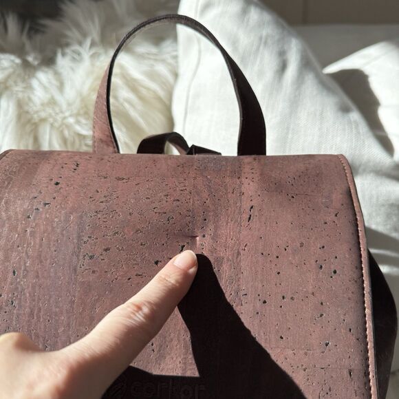 Corkor Backpack Bag Chocolate Brown Cork Vegan Sustainable Made in Portugal - Picture 3 of 14